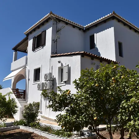 Casa vacanze Gemi House By The *