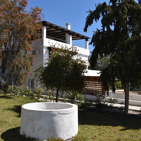Gemi House By The Porto Heli