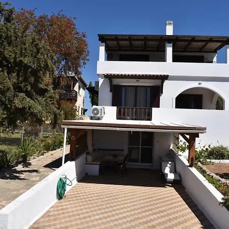 Gemi House By The Porto Heli