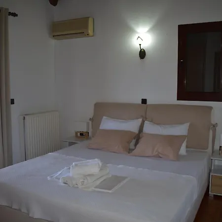 Gemi House By The Holiday home